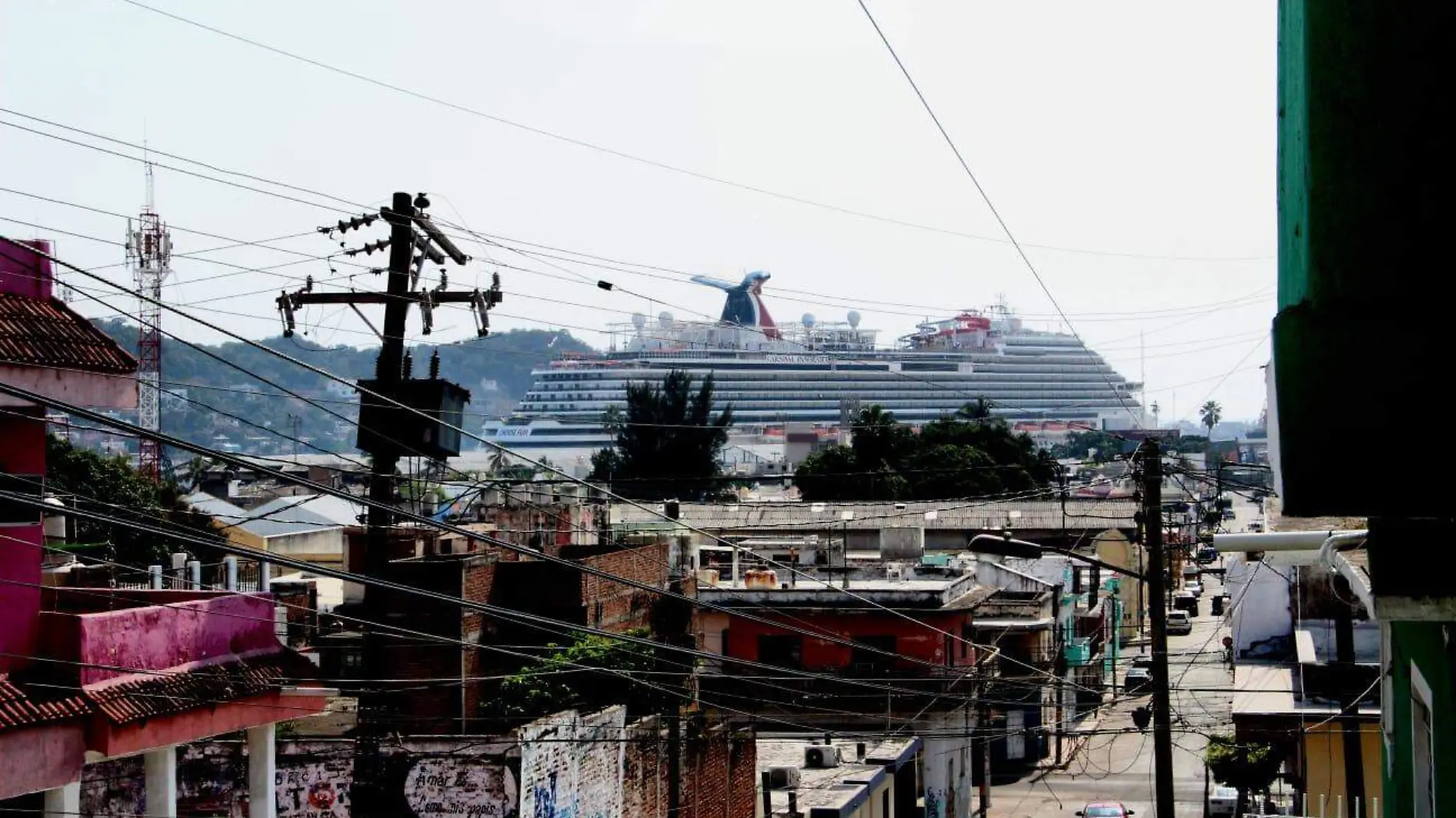 crucero “Carnival Panorama”